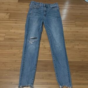 American Eagle
Size 6
blue
